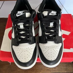 Nike Black and White Sneakers IN FAIR CONDITION